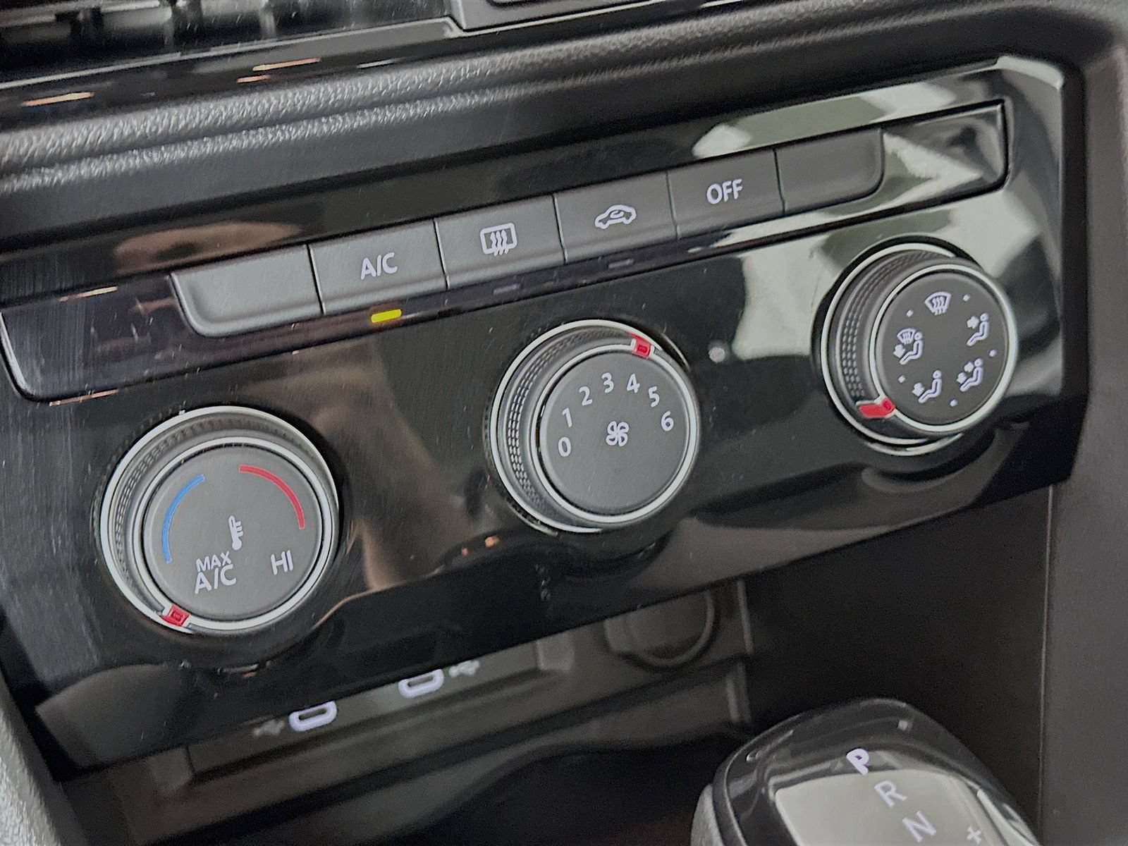 Certified 2023 Volkswagen Taos S FWD image 26
