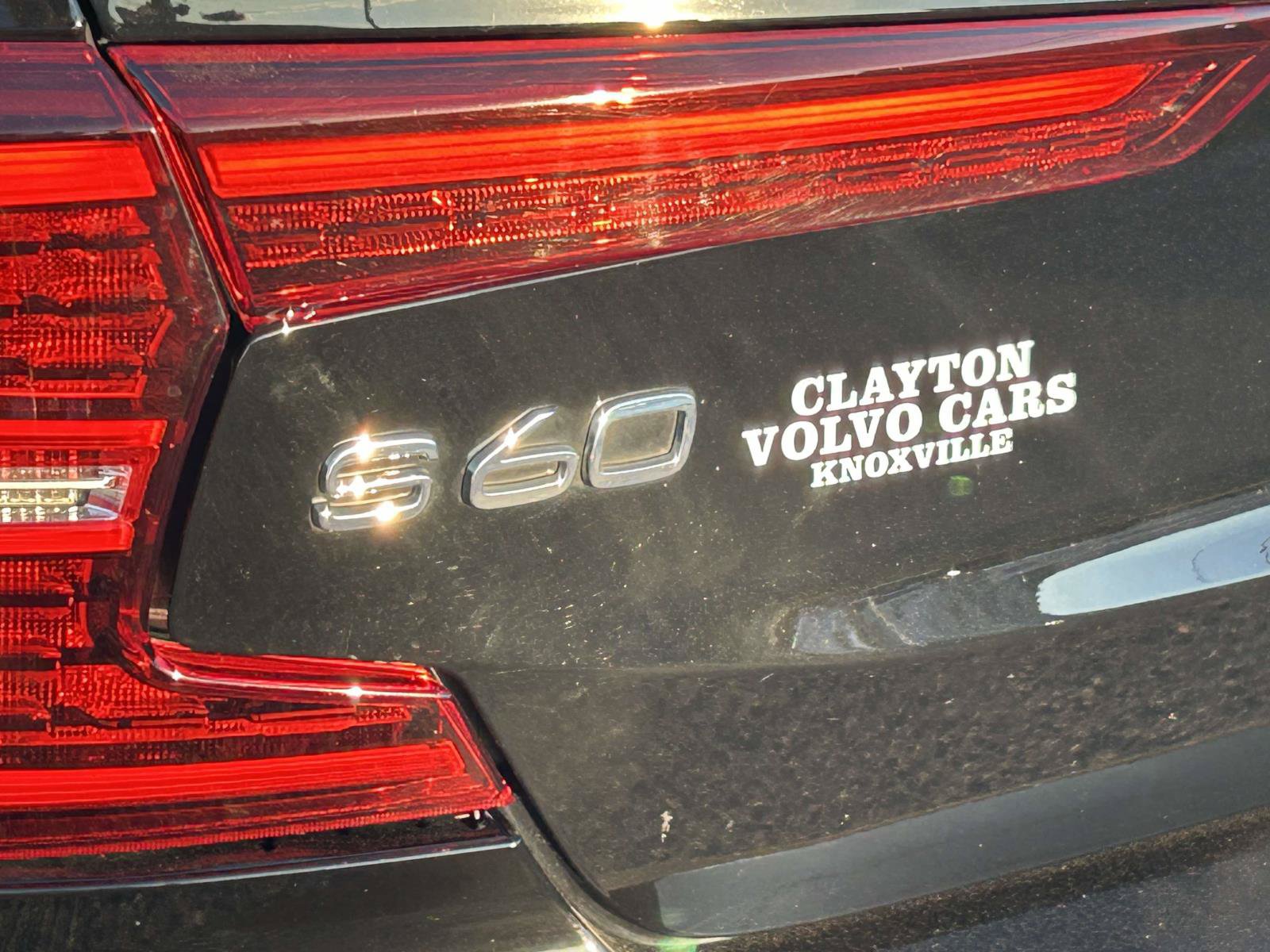 Used 2019 Volvo S60 T6 Momentum AWD/4WD image 14