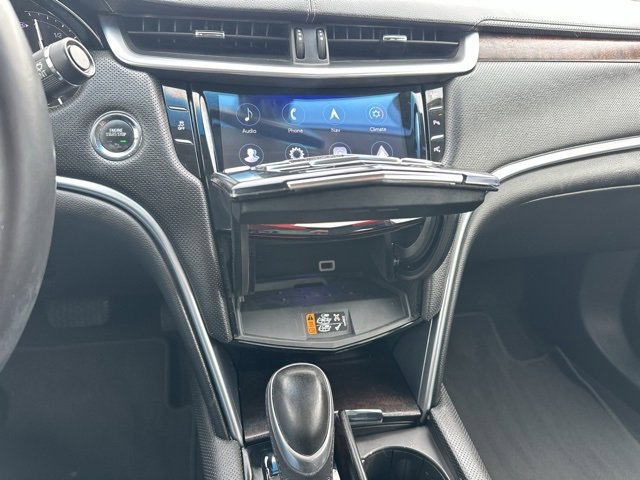 Used 2019 Cadillac XTS Luxury image 23
