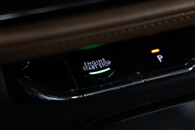 Used 2023 Lincoln Nautilus Reserve AWD/4WD image 27