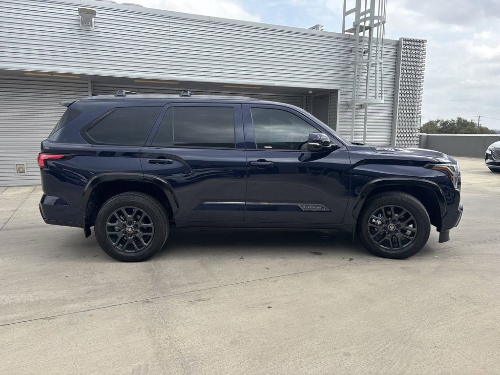 Used 2025 Toyota Sequoia Platinum image 4