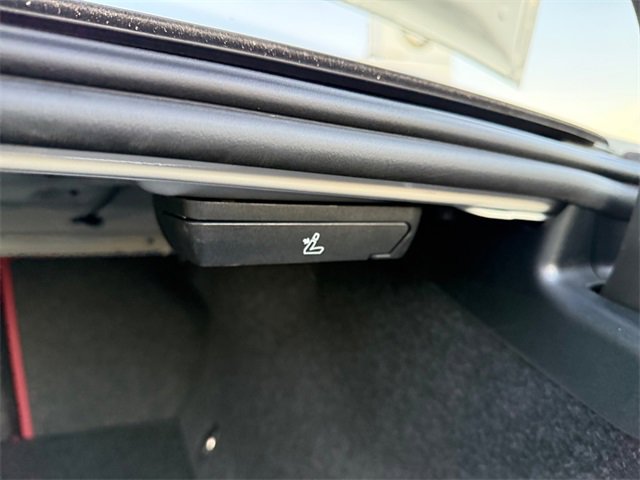 Certified 2025 BMW i5 xDrive40 w/ M Sport Package image 23