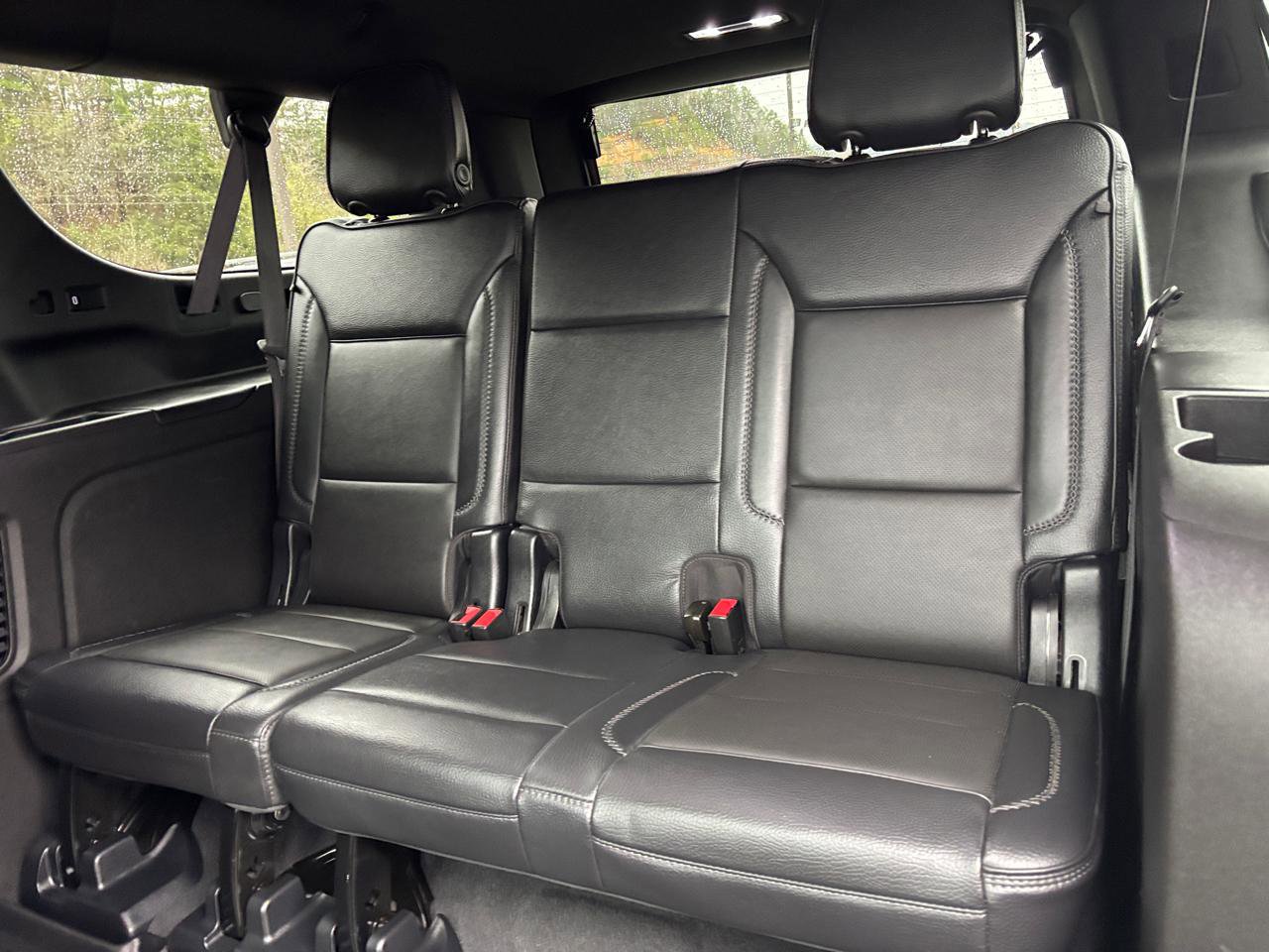 Used 2023 GMC Yukon XL Denali AWD/4WD image 12
