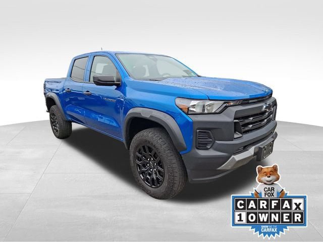 Used 2023 Chevrolet Colorado Trail Boss w/ Advanced Trailering Package AWD/4WD image 1