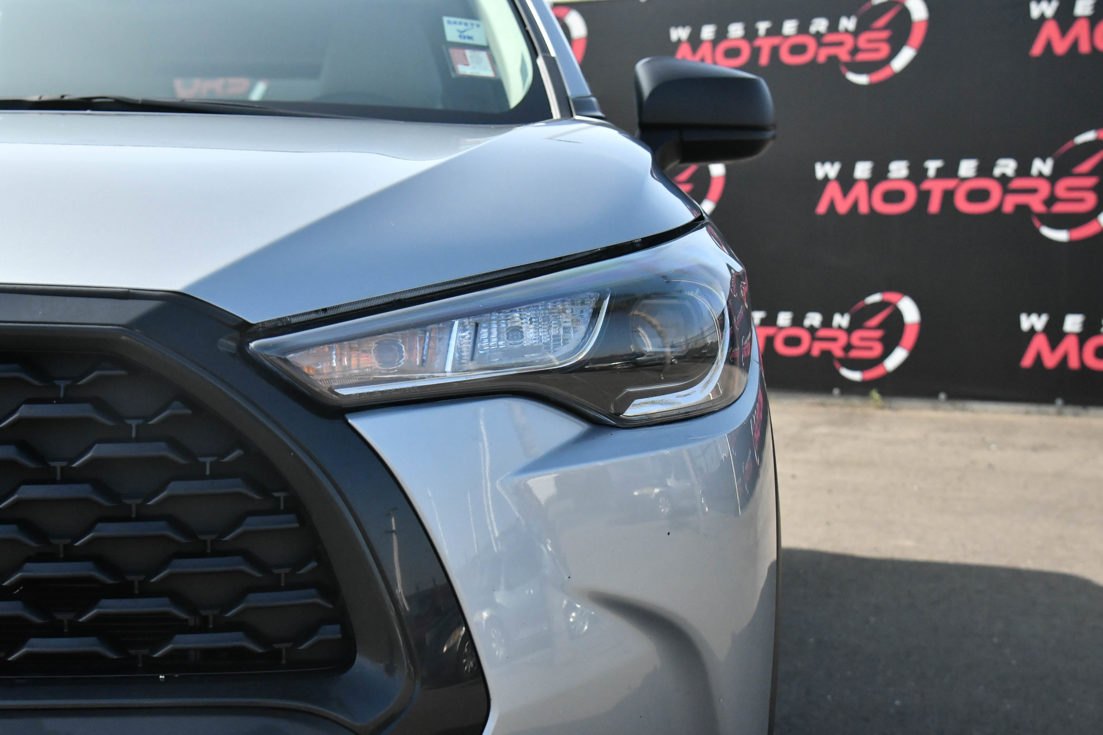 Used 2024 Toyota Corolla Cross L image 11