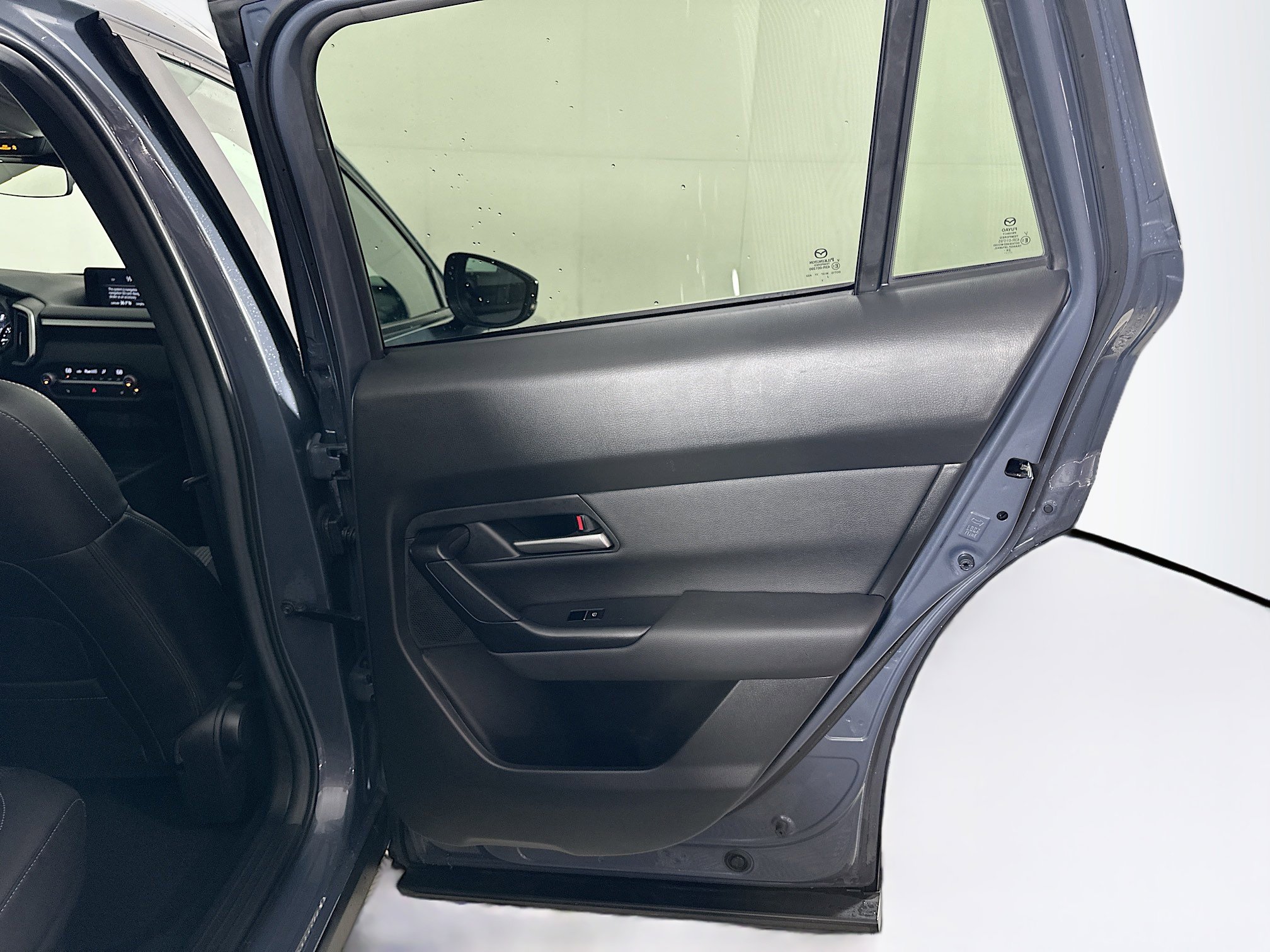 Used 2025 MAZDA CX-50 2.5 Hybrid w/ Preferred Pkg image 28