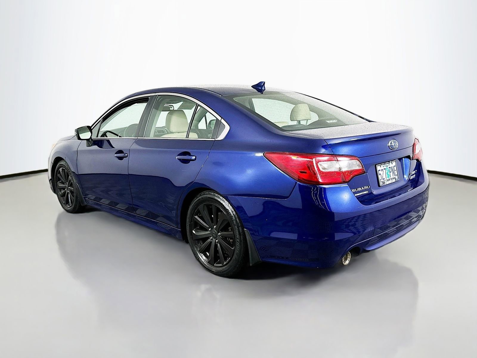 Used 2017 Subaru Legacy 2.5i Limited w/ Popular Package #4 image 6