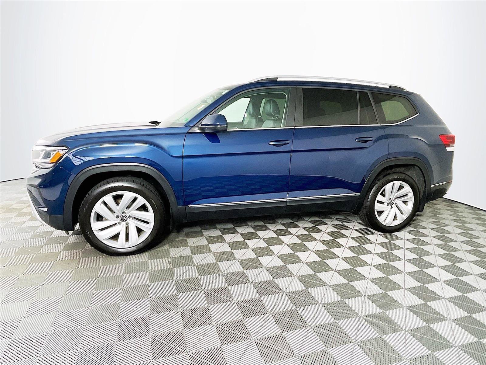 Used 2021 Volkswagen Atlas SEL image 4