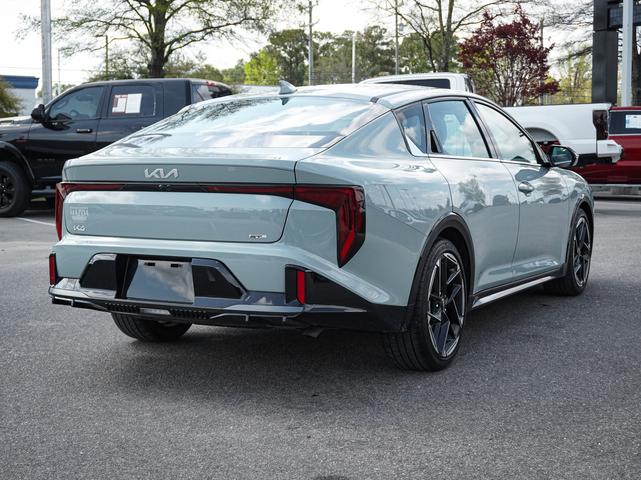 Used 2025 Kia K4 GT-Line w/ GT-Line Premium Package image 10