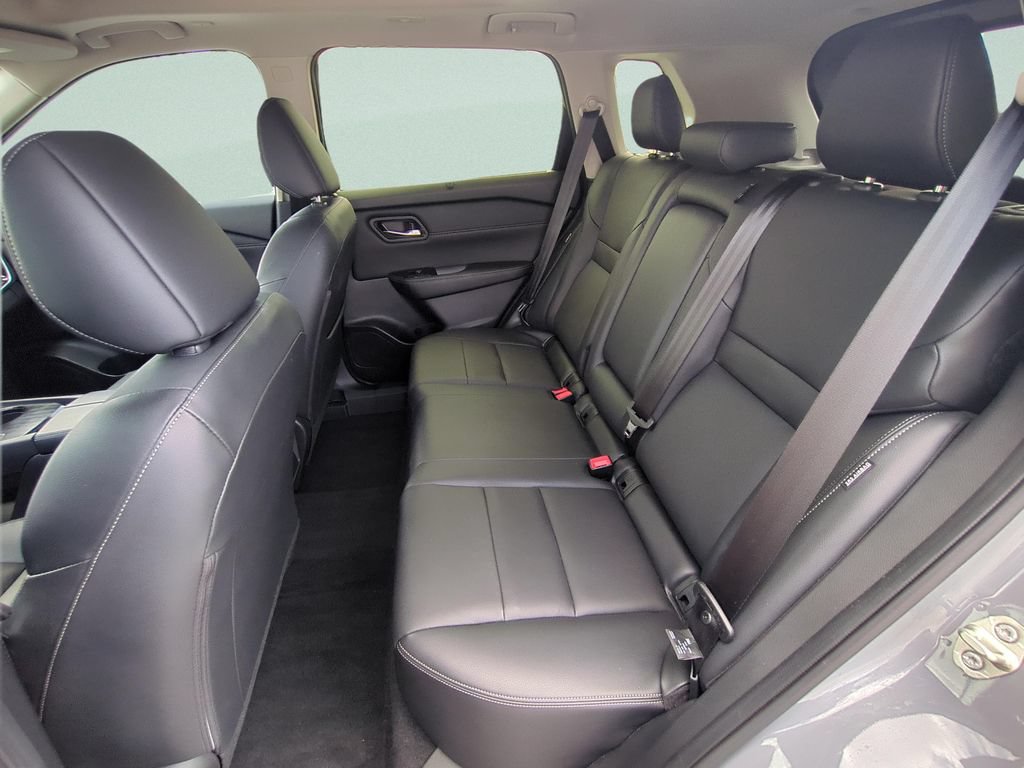 Certified 2024 Nissan Rogue SL w/ SL Premium Package FWD image 10