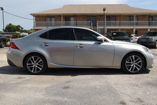 Used 2020 Lexus IS 300 w/ Accessory Package 2 RWD image 13