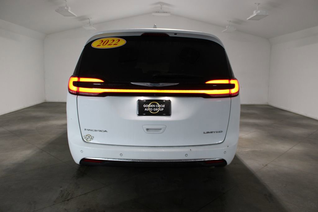 Used 2022 Chrysler Pacifica Limited image 65