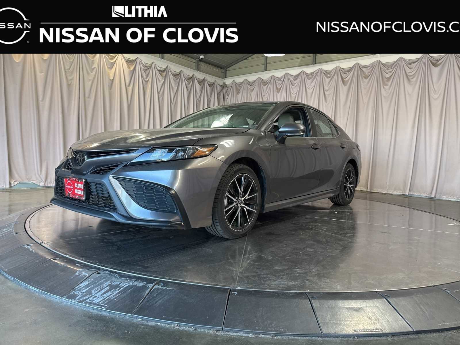 Used 2023 Toyota Camry SE