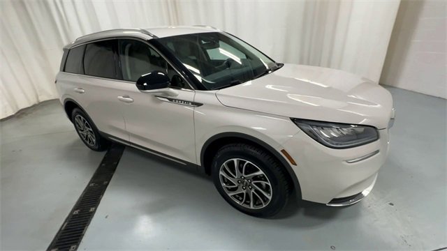 Used 2020 Lincoln Corsair FWD w/ Equipment Group 101A image 2