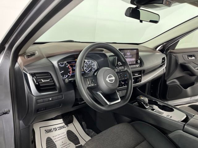 Used 2022 Nissan Rogue SV FWD image 21