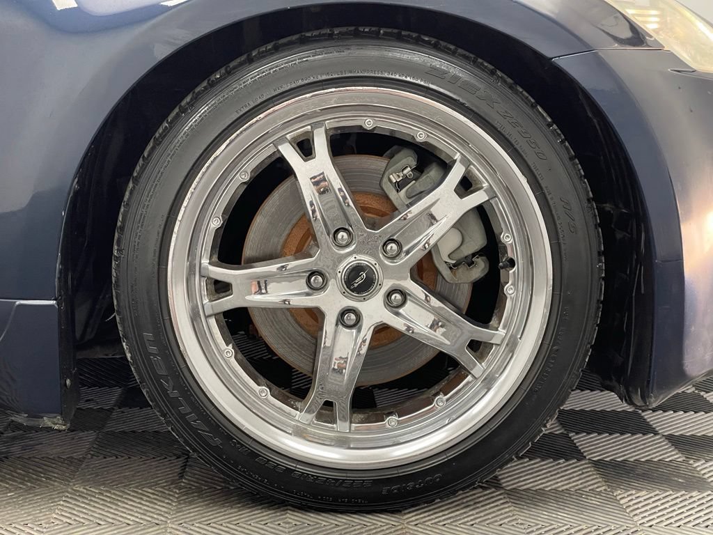 Used 2007 Nissan 350Z Touring RWD image 17