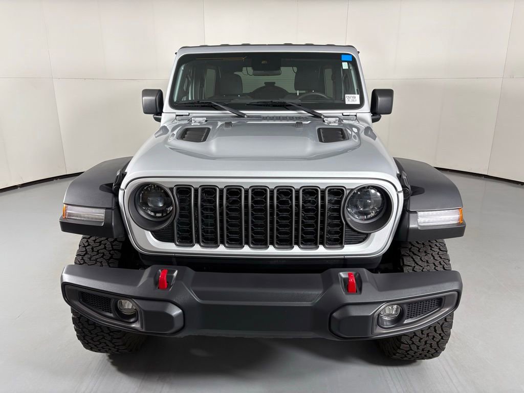 Used 2024 Jeep Wrangler Unlimited Rubicon AWD/4WD image 4