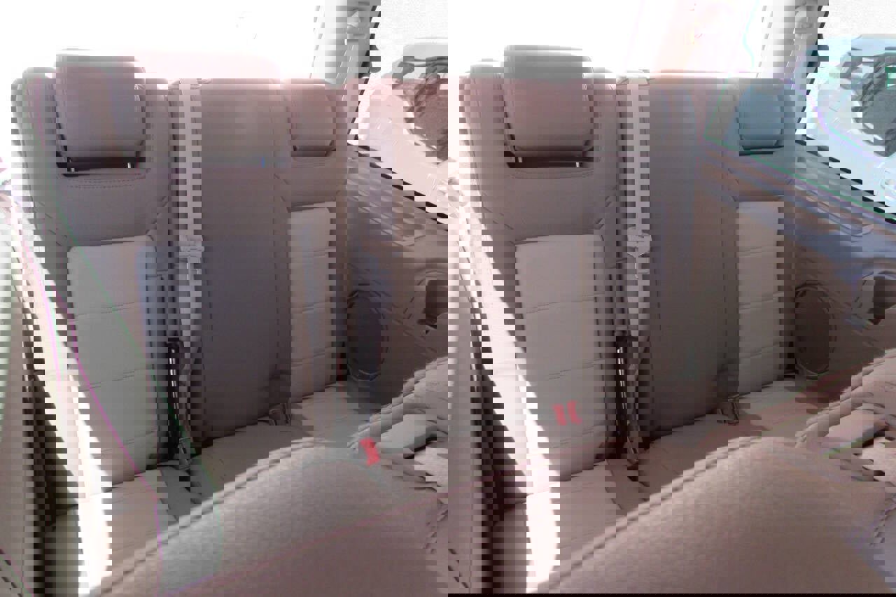 Used 2003 Ford Expedition Eddie Bauer image 24