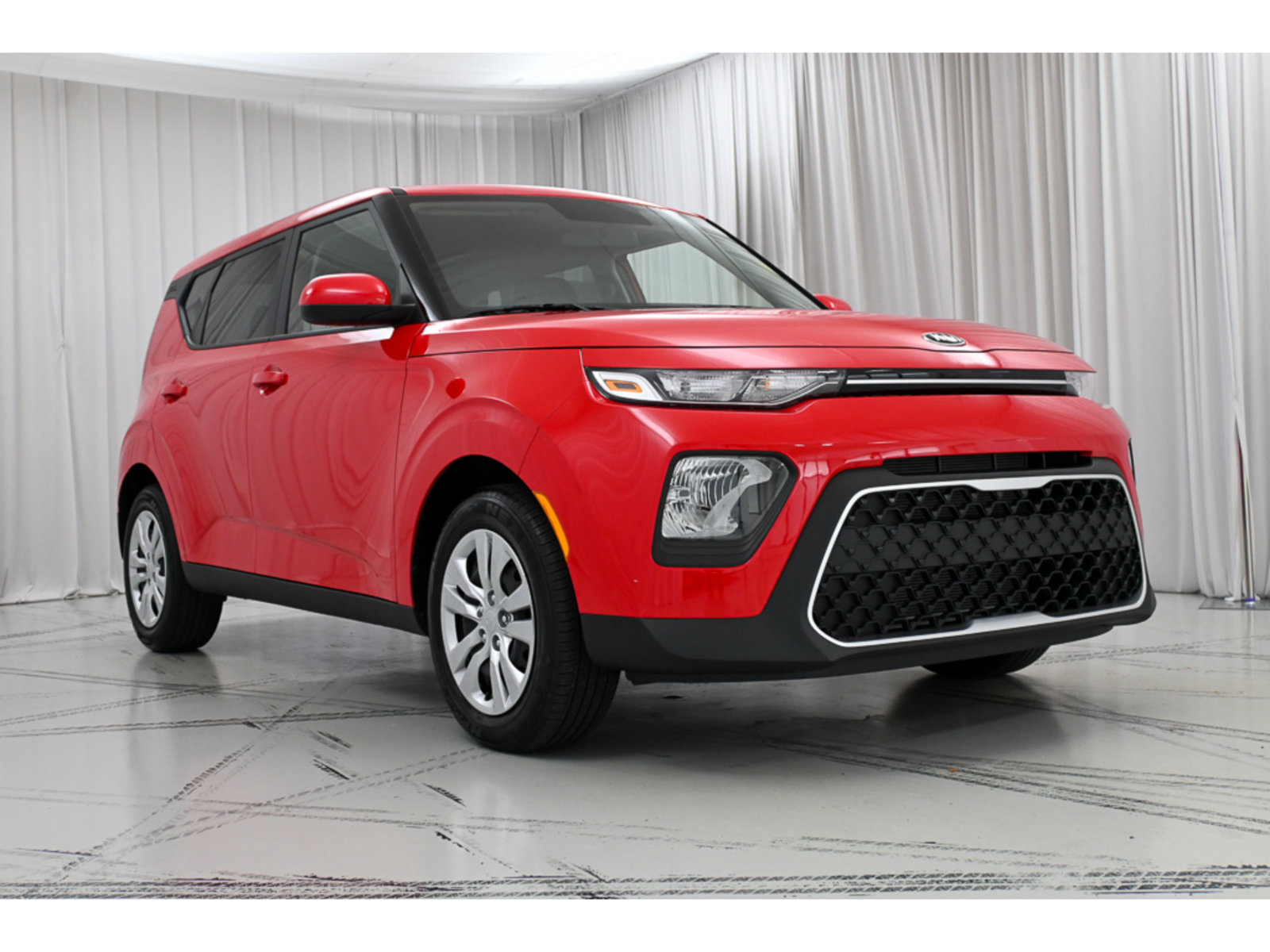 Certified 2021 Kia Soul LX FWD image 2