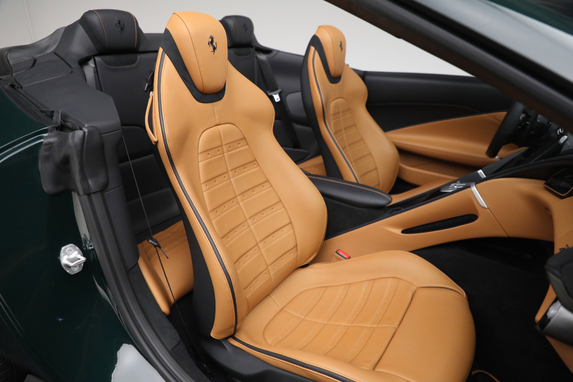 Certified 2025 Ferrari Roma Spider image 20