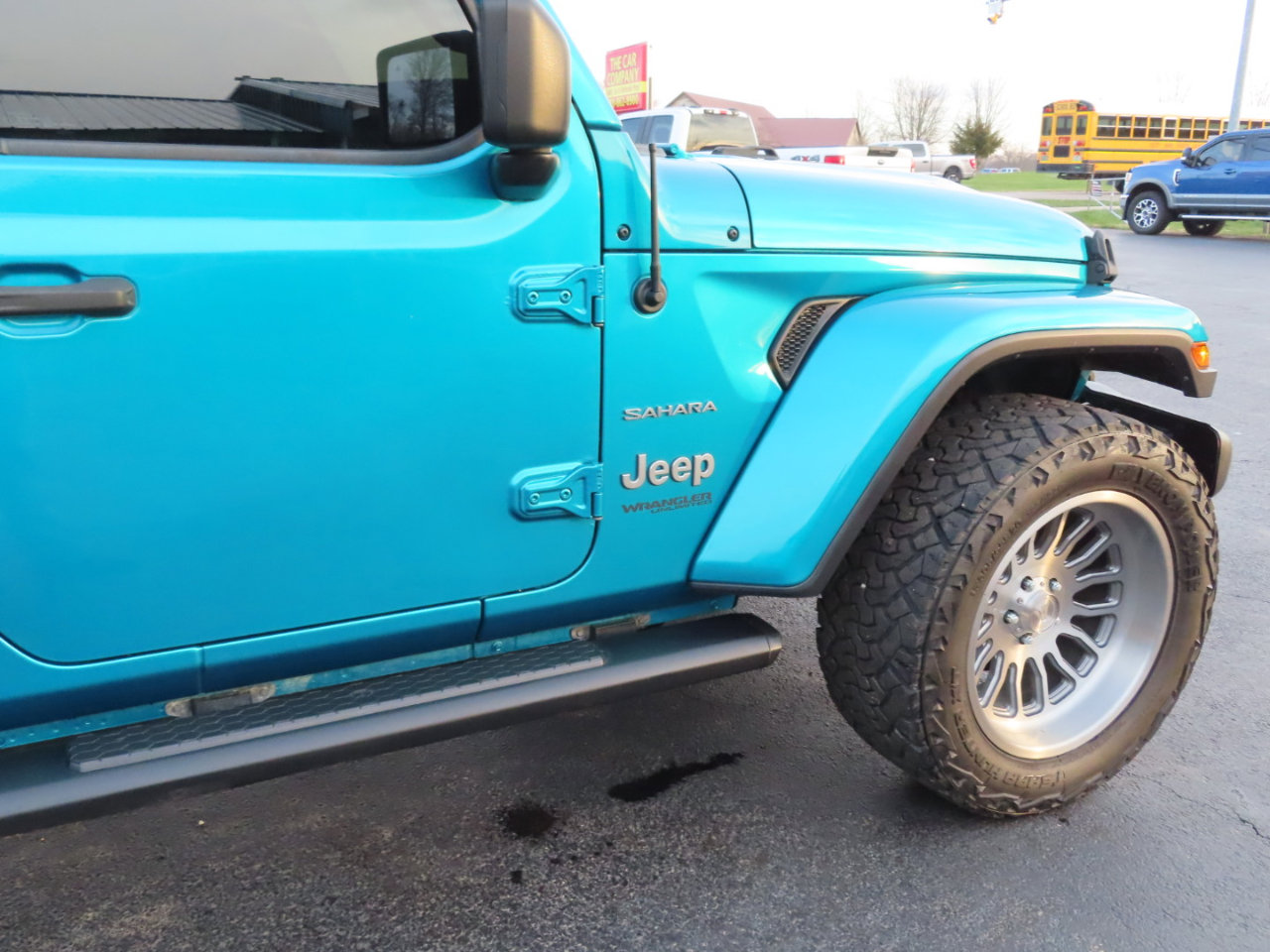 Used 2019 Jeep Wrangler Unlimited Sahara image 22