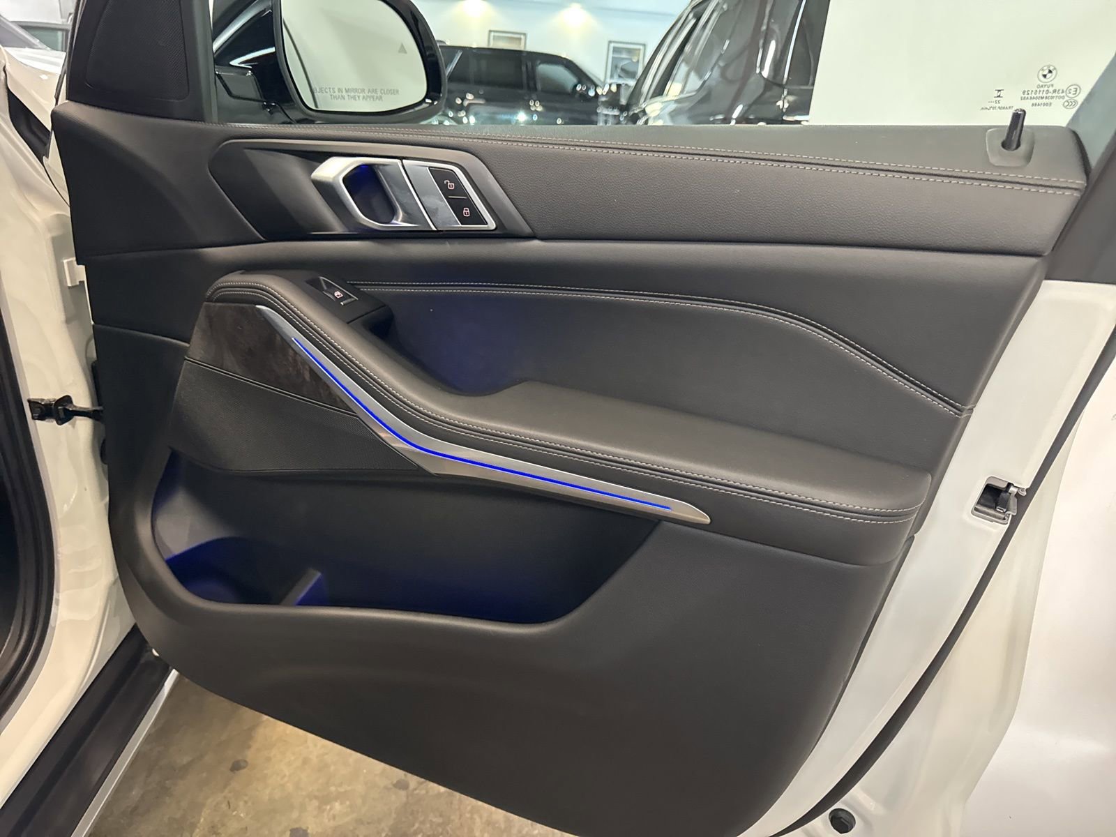 Used 2023 BMW X5 sDrive40i w/ Parking Assistance Package image 24