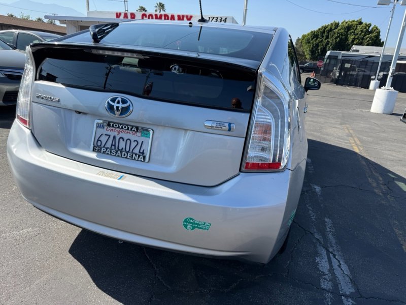 Used 2013 Toyota Prius Prime Plug-In Hybrid FWD image 9