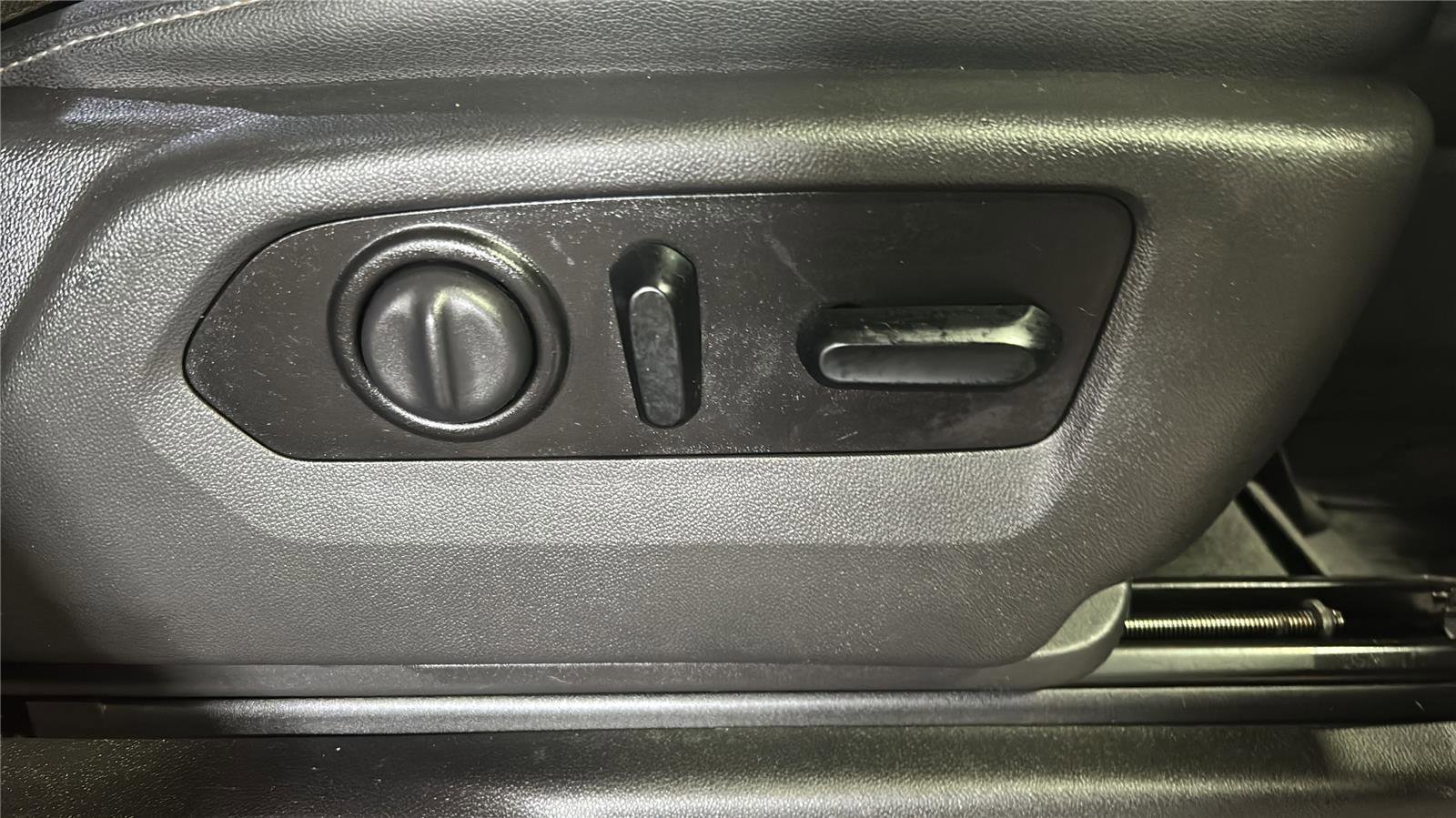 Used 2021 GMC Sierra 1500 SLT w/ SLT Premium Plus Package image 26