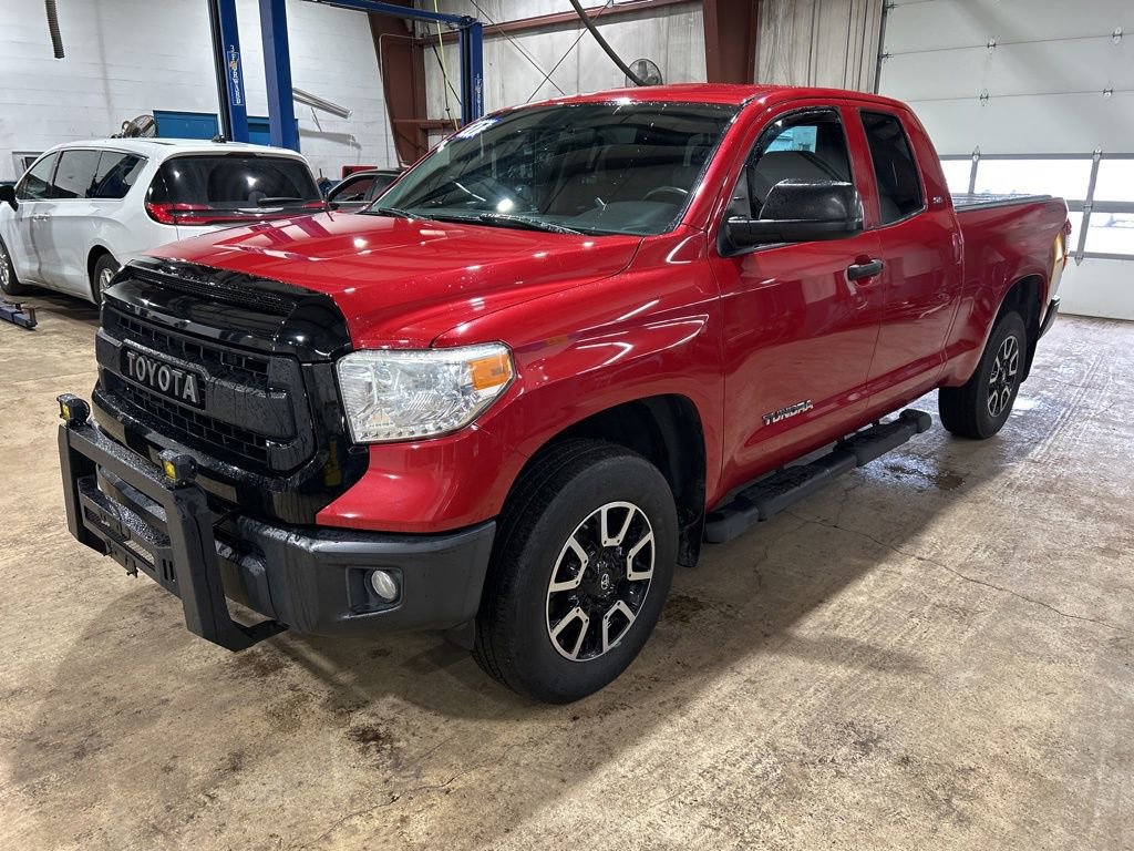 Used 2017 Toyota Tundra SR image 1