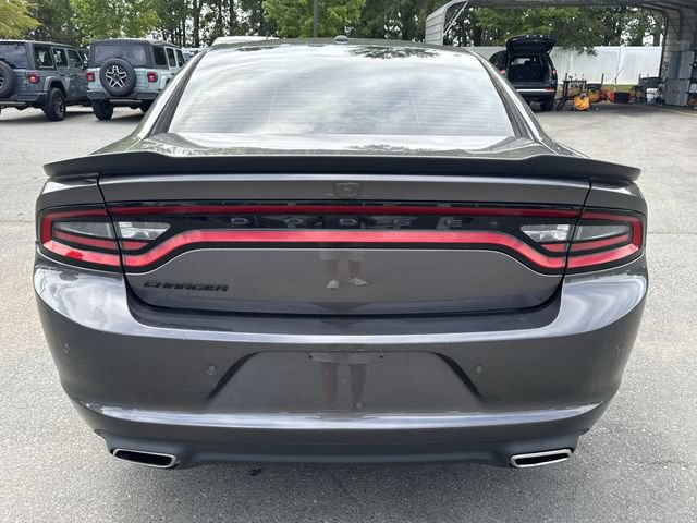 Used 2022 Dodge Charger SXT w/ Blacktop Package RWD image 12