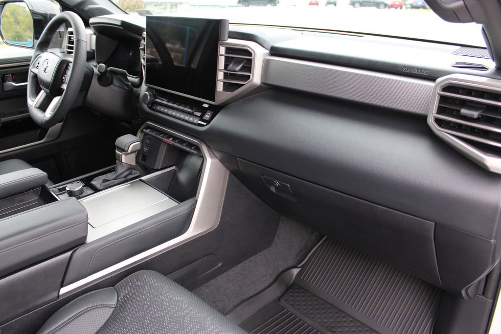 Used 2025 Toyota Sequoia Limited image 47