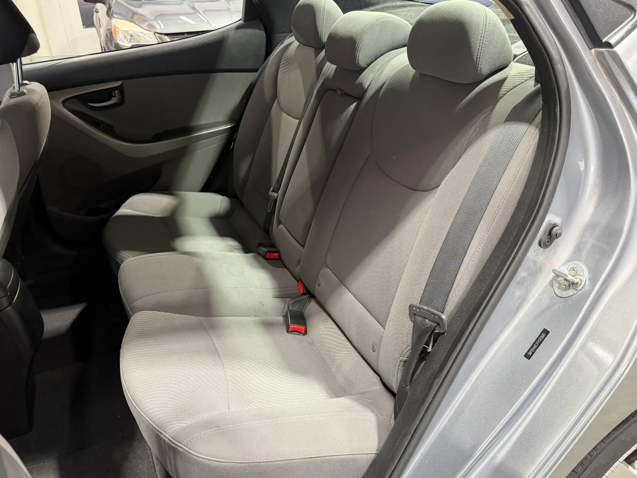 Used 2015 Hyundai Elantra SE FWD image 13