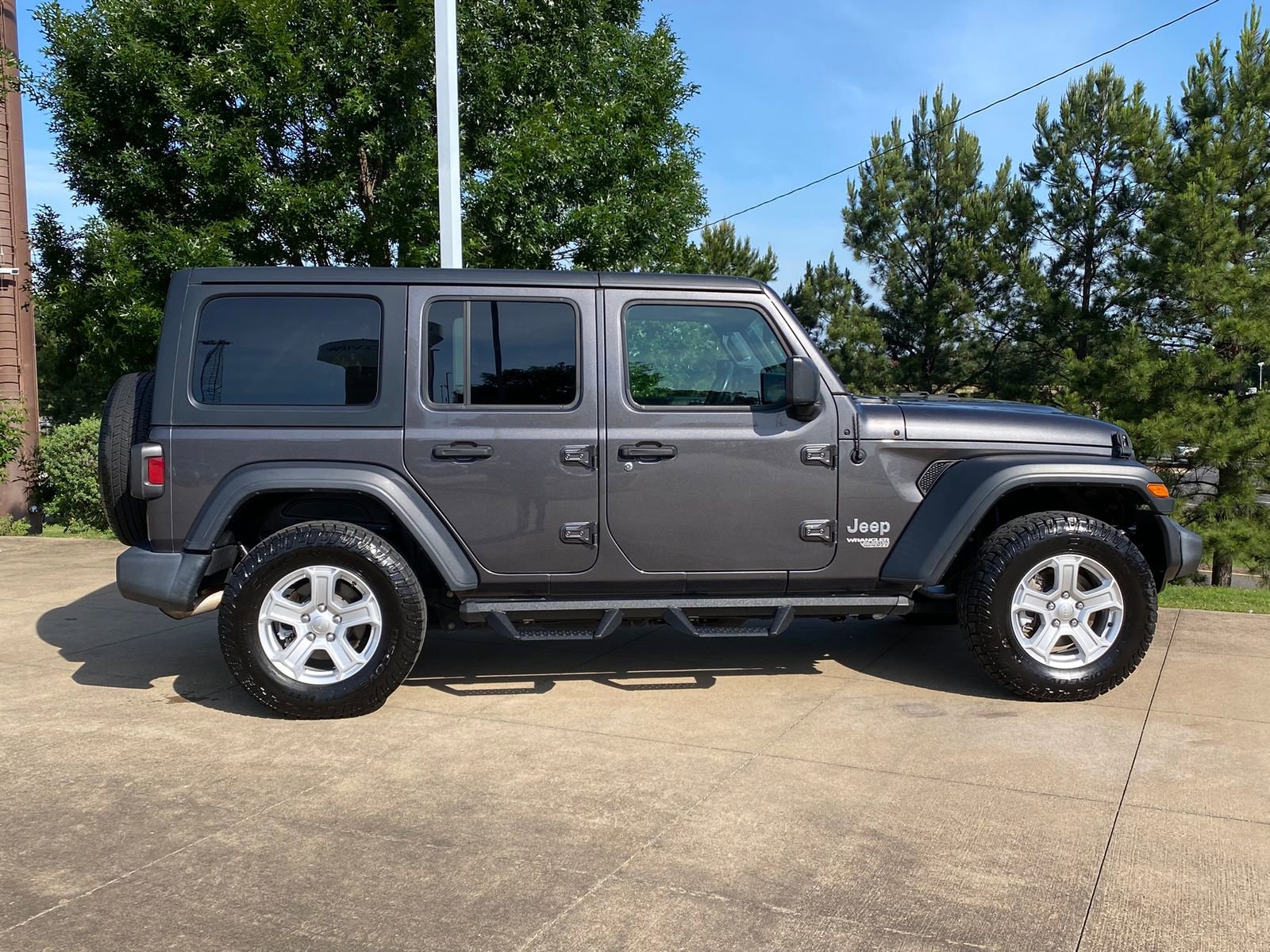 Used 2020 Jeep Wrangler Unlimited Sport S AWD/4WD image 7