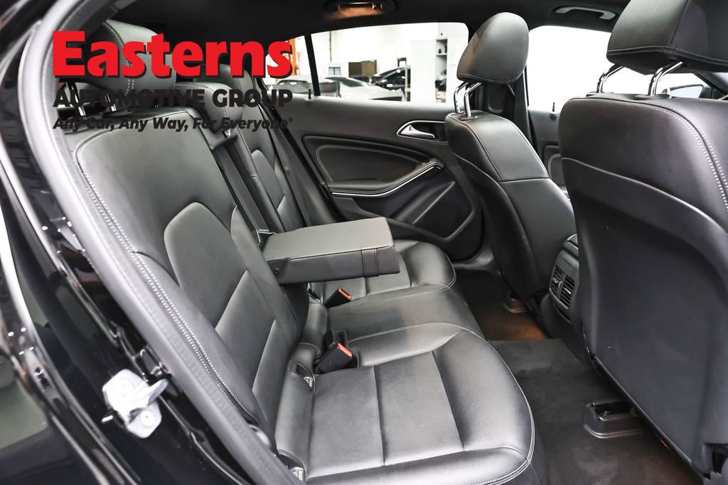 Used 2019 Mercedes-Benz GLA 250 4MATIC w/ Premium Package image 26