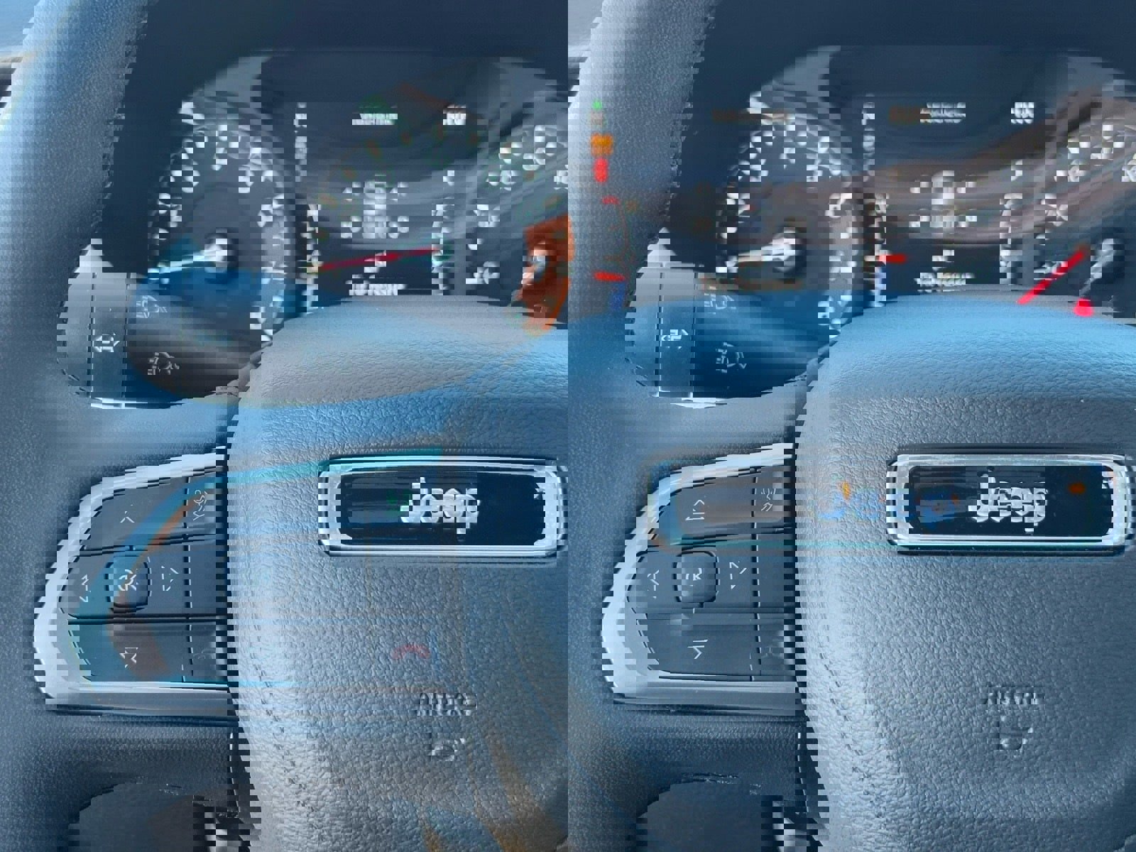 Used 2024 Jeep Compass Limited image 21