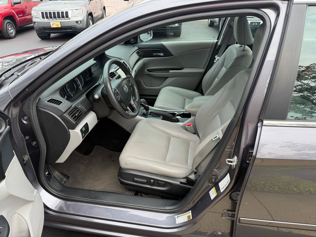 Used 2014 Honda Accord EX-L image 6