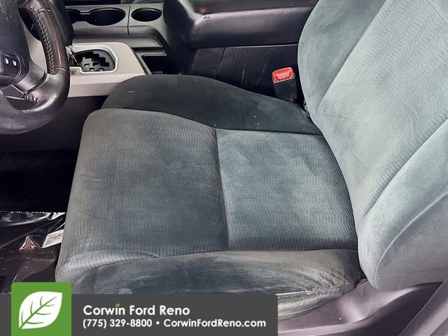 Used 2013 Toyota Sequoia SR5 w/ Sport Appearance Pkg AWD/4WD image 19