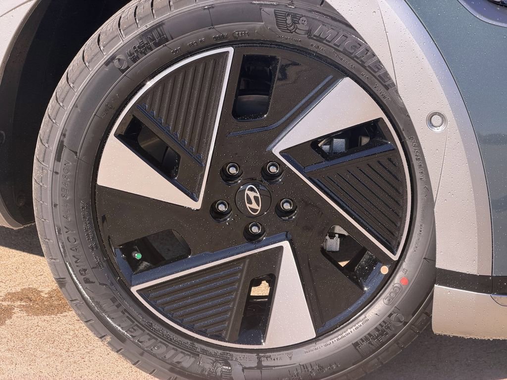 New 2026 Hyundai Ioniq 5 Limited image 10