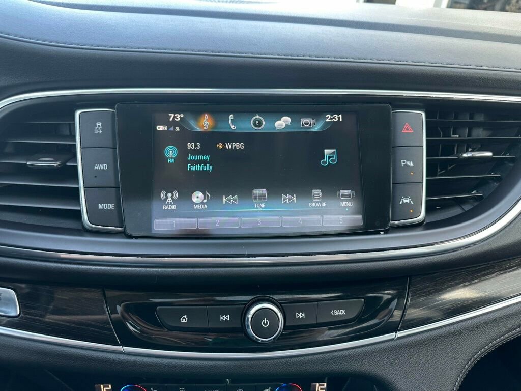 Used 2019 Buick Enclave Avenir w/ Avenir Technology Package AWD/4WD image 17