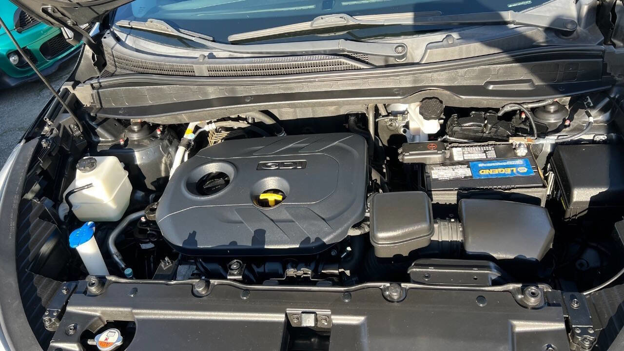 Used 2015 Hyundai Tucson GLS w/ Option Group 02 FWD image 28