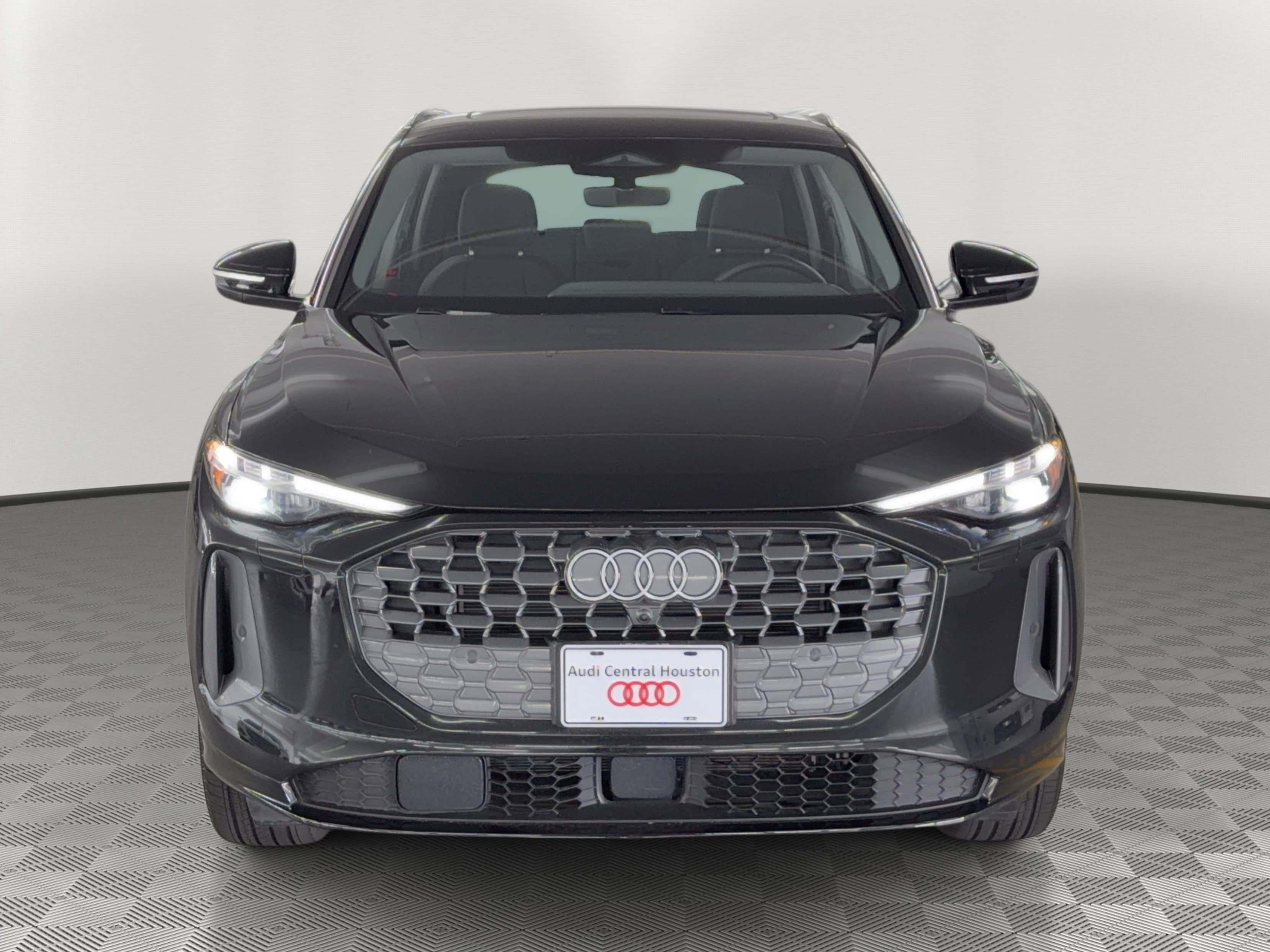 Certified 2025 Audi Q5 Premium Plus w/ Premium Plus image 6