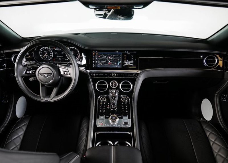 Used 2021 Bentley Continental GT V8 image 20