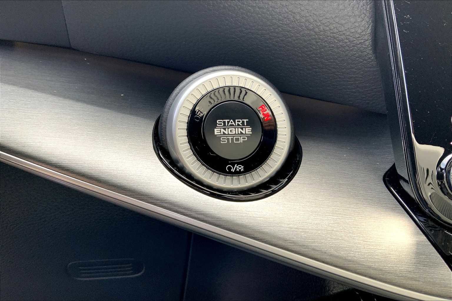 New 2025 Jeep Wagoneer Series II image 17