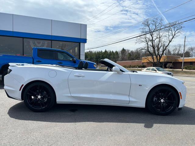 Used 2024 Chevrolet Camaro LT w/ RS Package image 21