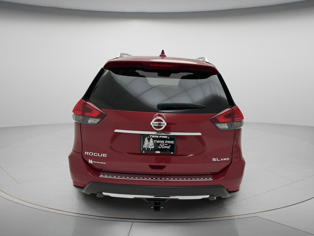 Used 2017 Nissan Rogue SL AWD/4WD image 5