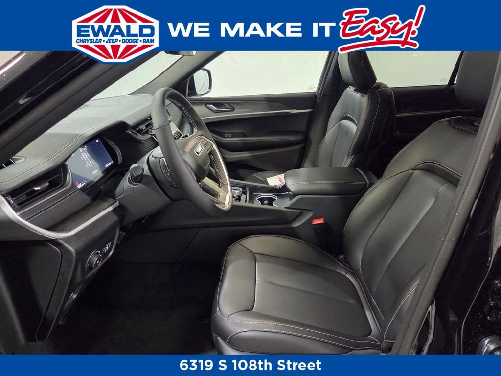 New 2025 Jeep Grand Cherokee Limited image 9