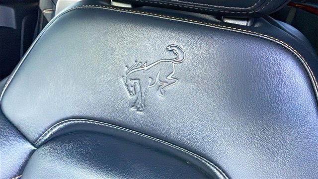 Used 2024 Ford Bronco Badlands image 14