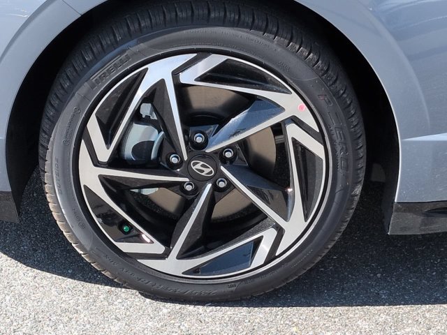 New 2026 Hyundai Sonata SEL FWD image 11