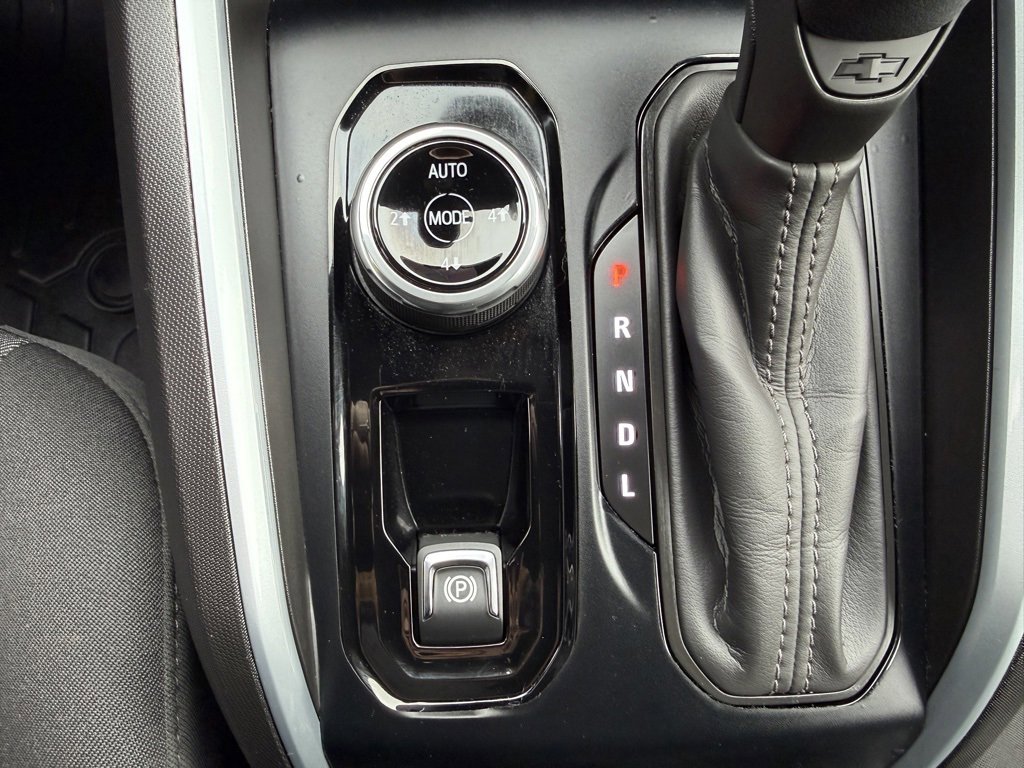 Used 2024 Chevrolet Colorado Trail Boss image 22