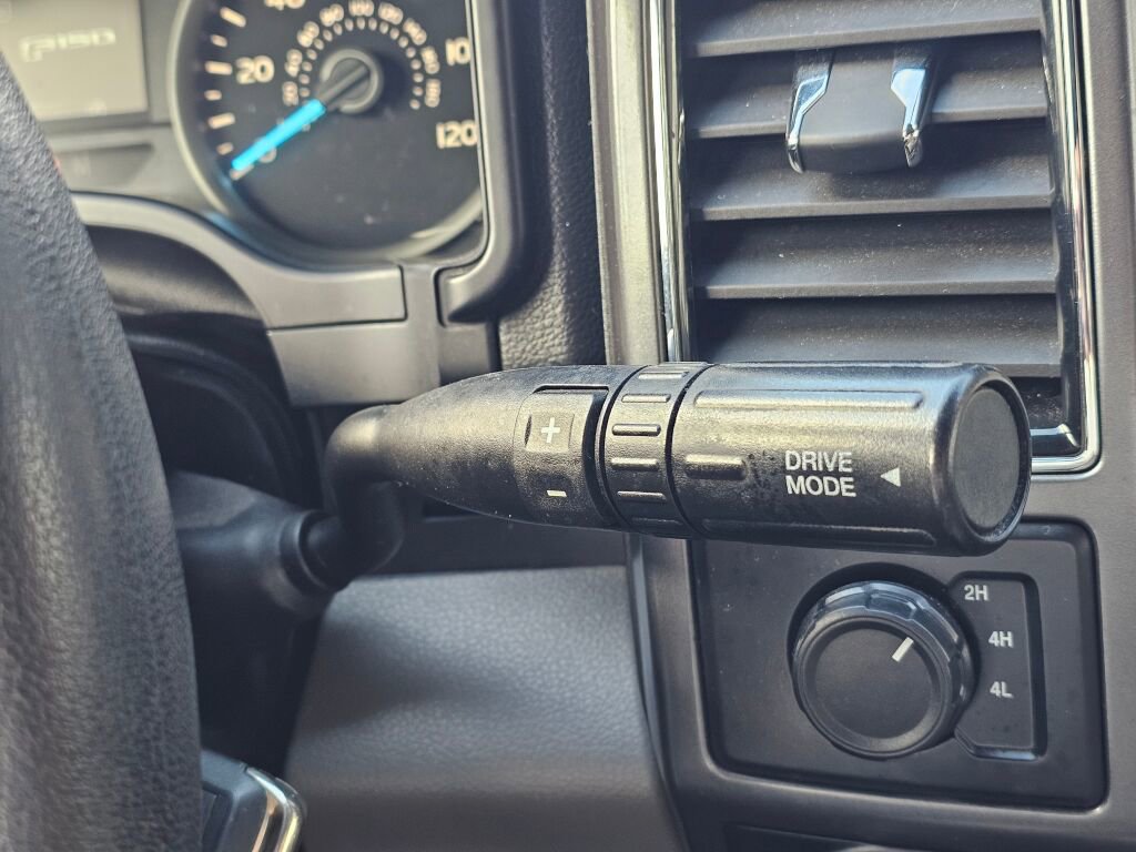 Used 2019 Ford F150 XLT w/ Trailer Tow Package image 46